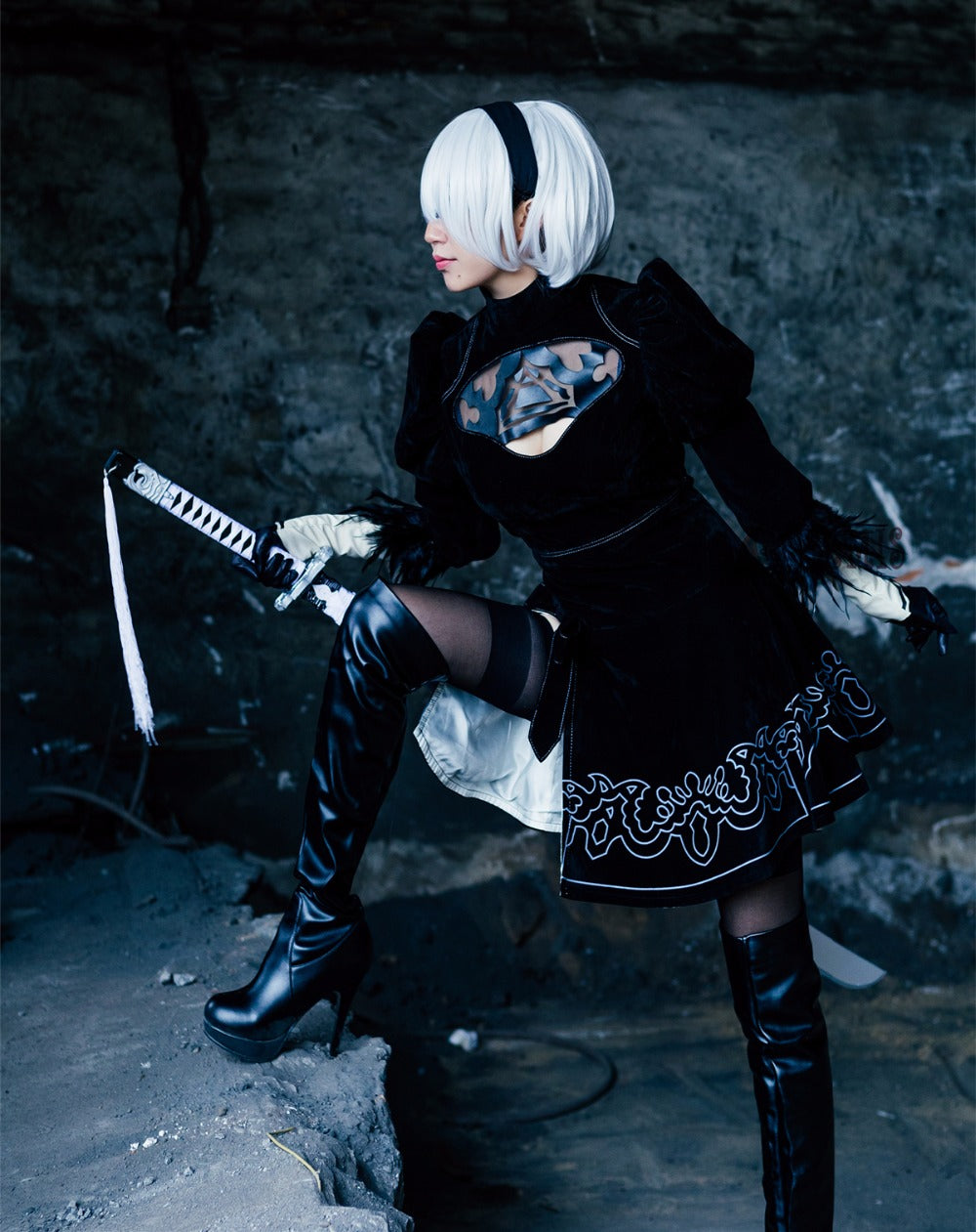 2 B Cosplay